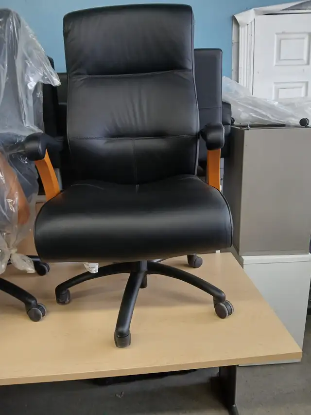 Keilhauer Danforth Executive high back leather chairs wood arms