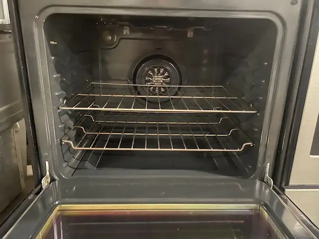 Cuisinière stainless vitrocéramique convection Frigidaire - Photo 3