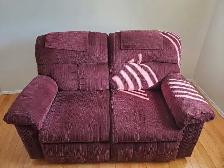 Lazyboy Recliner Rocker in Burgundy Nonsmoking Cat Friendly