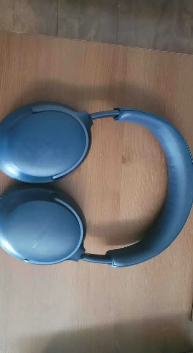 Bose QuietComfort Ultra Over-Ear Noise Cancelling Headphones - Photo 2