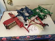 AGRICULTURAL IMPLEMENT  TOYS. 466