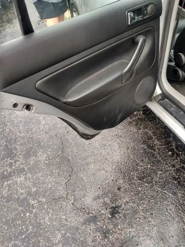 2005 VOLKSWAGEN JETTA - Photo 7