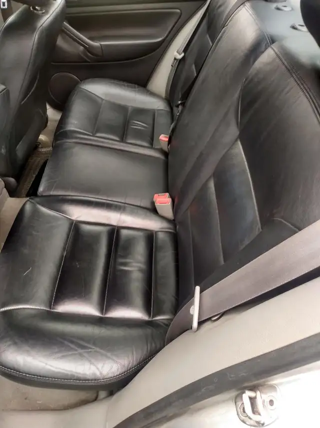 2005 VOLKSWAGEN JETTA - Photo 8