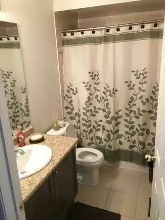 FURNISHED NIAGARA COLLEGE ROOM - NIAGARA ON THE GREEN - MAY 1ST - Photo 5