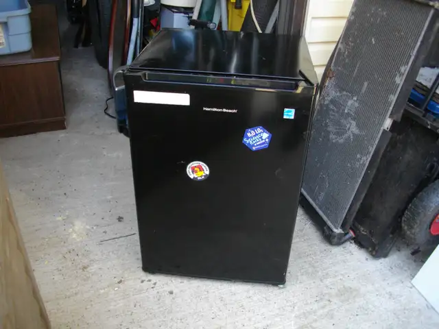 mini bar fridge - Photo 2