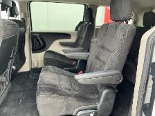 2017 Dodge Grand Caravan SXT-DVD-CAMERA-FULL STOW N GO-WARRANTY - Photo 14