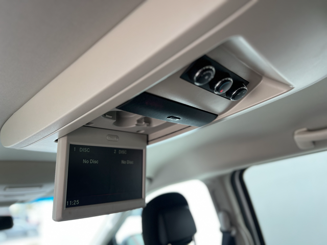 2017 Dodge Grand Caravan SXT-DVD-CAMERA-FULL STOW N GO-WARRANTY - Photo 15