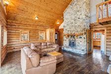 One-of-a-kind 1258sqft log home situated on beautiful 3.1 acres! - Photo 4