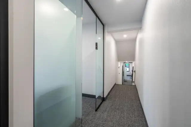 Coworking Space Grimsby | Dedicated and Hot Desk Options - Photo 6