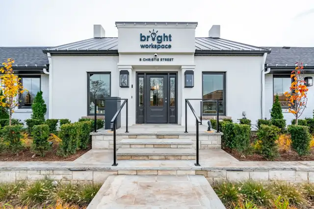 Coworking Space Grimsby | Dedicated and Hot Desk Options - Photo 17