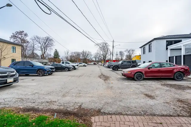 Coworking Space Grimsby | Dedicated and Hot Desk Options - Photo 18