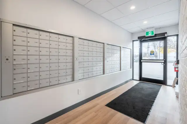 Coworking Space Grimsby | Dedicated and Hot Desk Options - Photo 25