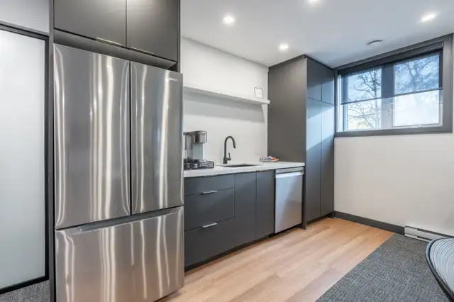 Coworking Space Grimsby | Dedicated and Hot Desk Options - Photo 27