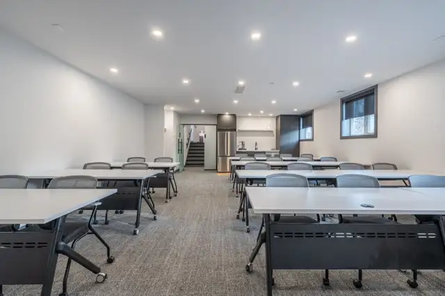 Coworking Space Grimsby | Dedicated and Hot Desk Options - Photo 28