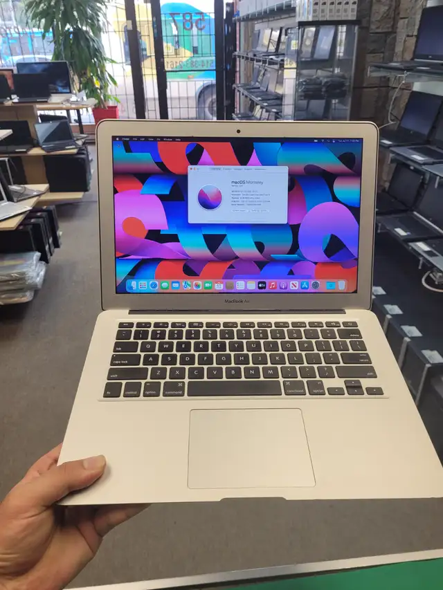 Macbook Air 13 pouce 2017 en parfait etat