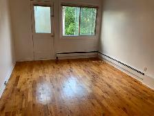 2 1/2 Tout Inclus 975 Métro Rosemont (WiFi)