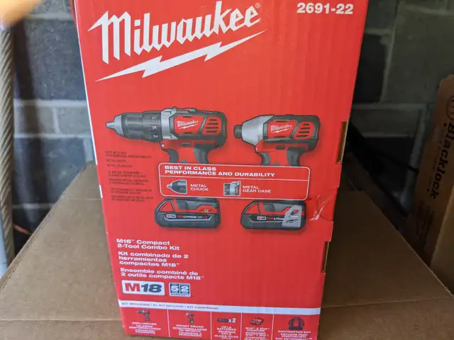 Milwaukee M18 compact 2 tool combo kit. - Photo 2