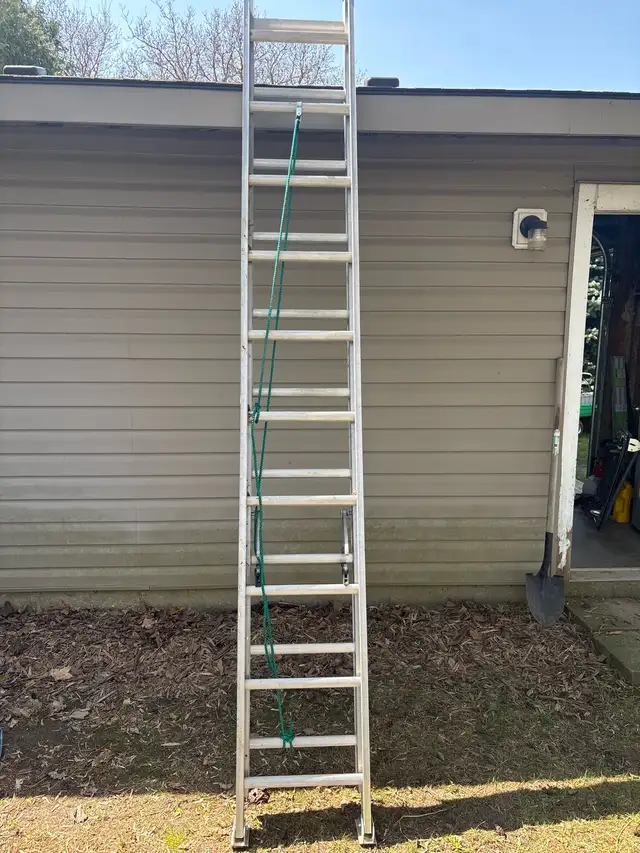 20 ft extension ladder - Photo 3