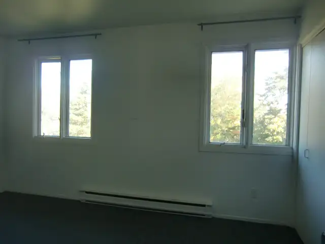 Grand 4 1/2  Champfleury Ste-Rose - Photo 3