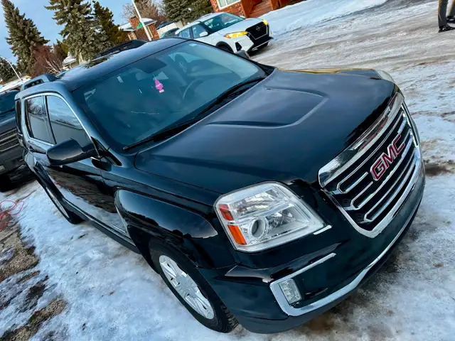 2017 GMC Terrain SLT 3.6L V6 AWD (Low kms) - Photo 2