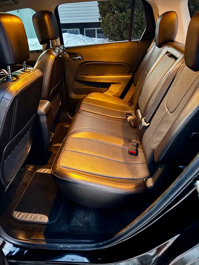 2017 GMC Terrain SLT 3.6L V6 AWD (Low kms) - Photo 7