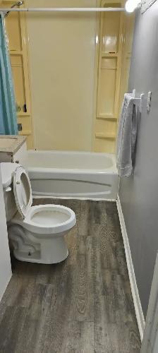 Furnished Bedroom for Rent – Fort Erie (near Lakeshore Area) - Photo 2