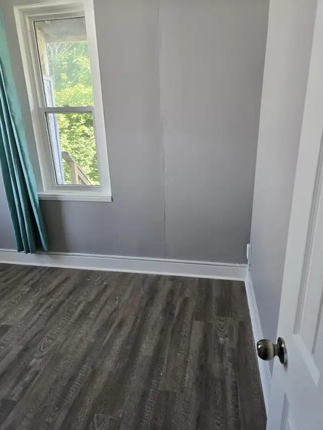 Furnished Bedroom for Rent – Fort Erie (near Lakeshore Area) - Photo 13