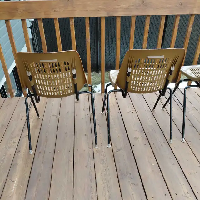 4 chaises Expo 67 - Photo 7