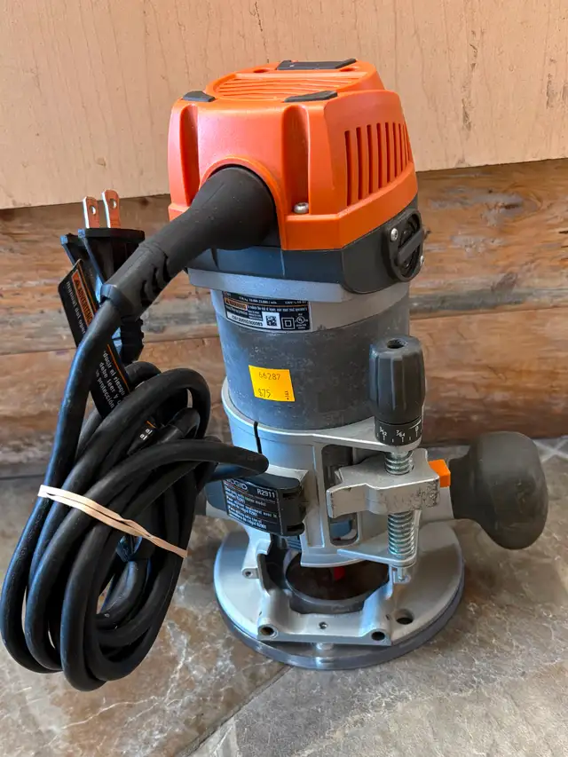 Ridgid Corded Plunge Router (Model: R2901 ) - Photo 2