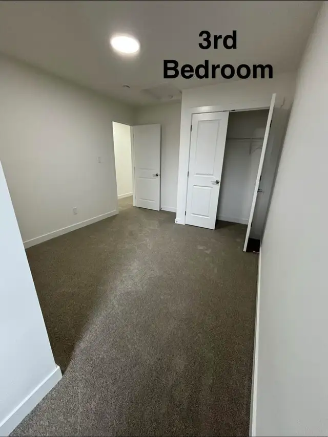 New 2025 Build, 3 Bedroom Townhouse, MoveIn READY - Photo 7