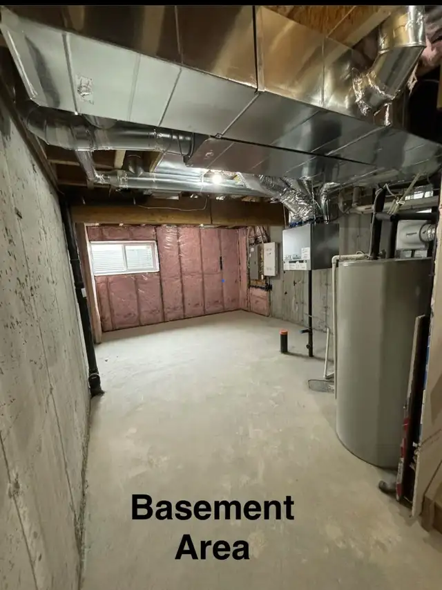 New 2025 Build, 3 Bedroom Townhouse, MoveIn READY - Photo 10