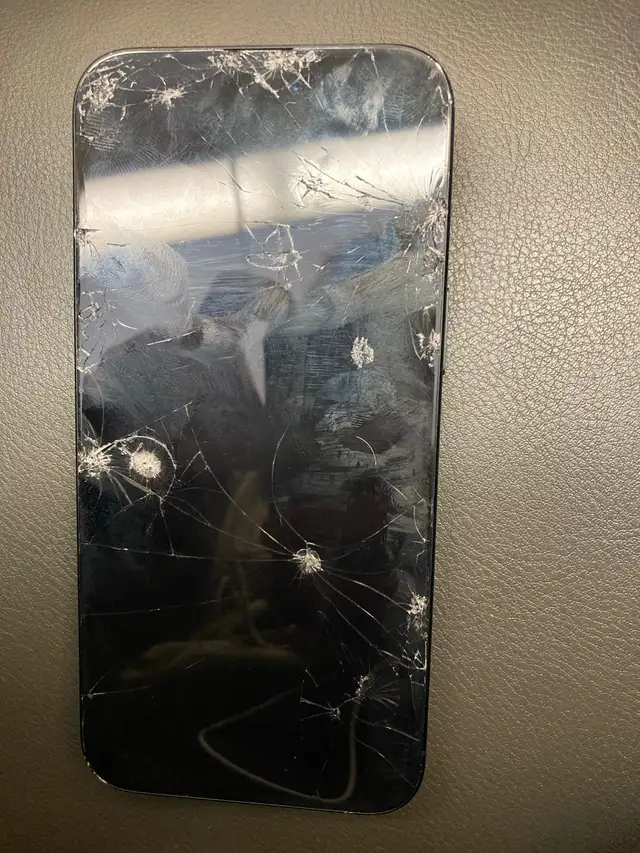 iPhone 16 plus 350$ - fully functional - Photo 4