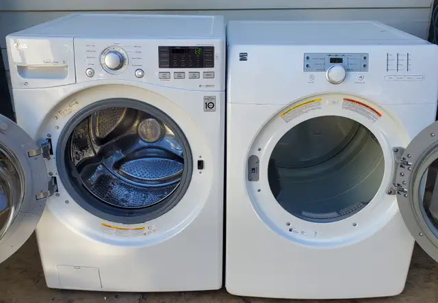LG Front Loading washer/ dryer Very good condition, Stackable - Photo 3