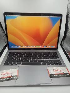 Macbook Pro 2019 avec 16gb de Ram