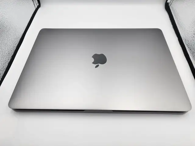 Apple Macbook Pro Touchbar 13 inch 16 gb - Photo 2