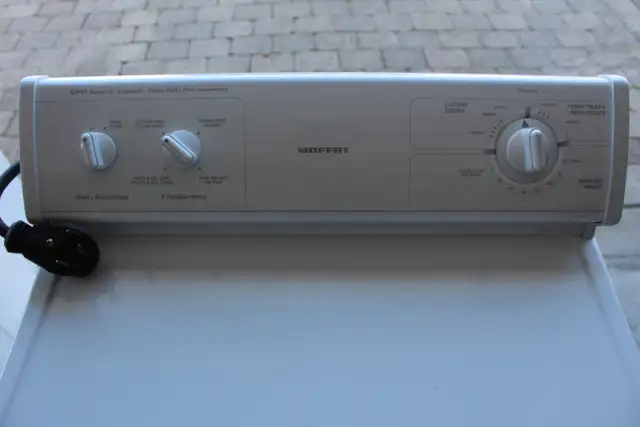 Washer and Dryer - Photo 6