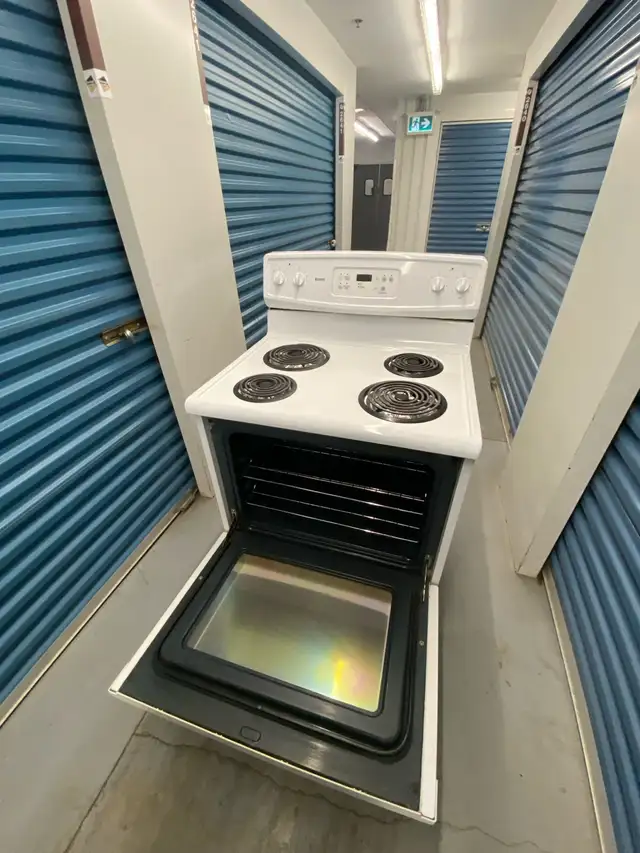 KENMORE WHITE COIL STOVE - Photo 6