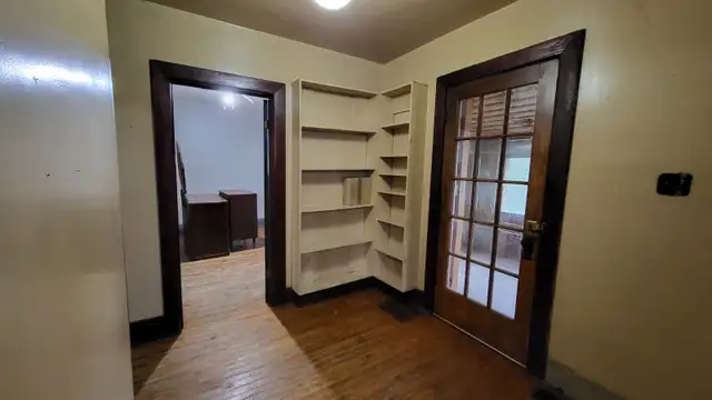 HOUSE FOR SALE - Photo 3