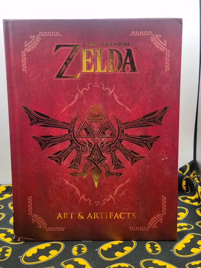 Art & Artifacts, Encyclopedia & Hyrule Historia Books (#2845)