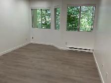 Luxury Living in Richmond: Recently Refreshed 2 Bed, 2 Bath - Photo 5