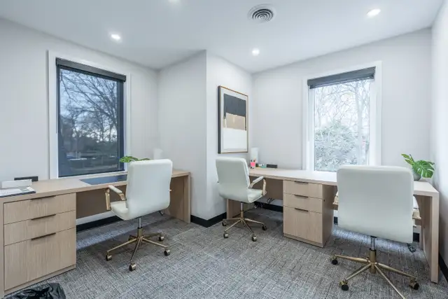 Coworking Space Burlington | Dedicated and Hot Desk Options - Photo 2