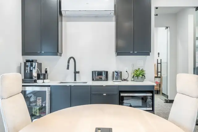 Coworking Space Burlington | Dedicated and Hot Desk Options - Photo 8