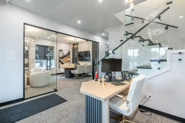 Coworking Space Burlington | Dedicated and Hot Desk Options - Photo 12