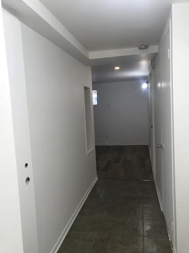 Beau grand 3 1/2, Maufils Limoilou, demi sous-sol WIFI - Photo 9