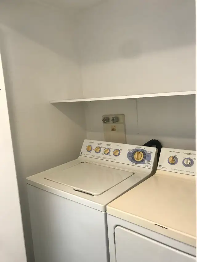 Beau grand 3 1/2, Maufils Limoilou, demi sous-sol WIFI - Photo 12