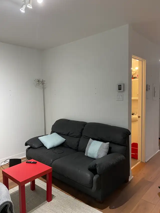 Beau 3 1/2, rue Jeanne-Mance Limoilou, WIFI Juillet - Photo 3