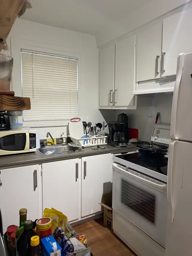 Beau 3 1/2, rue Jeanne-Mance Limoilou, WIFI Juillet - Photo 4