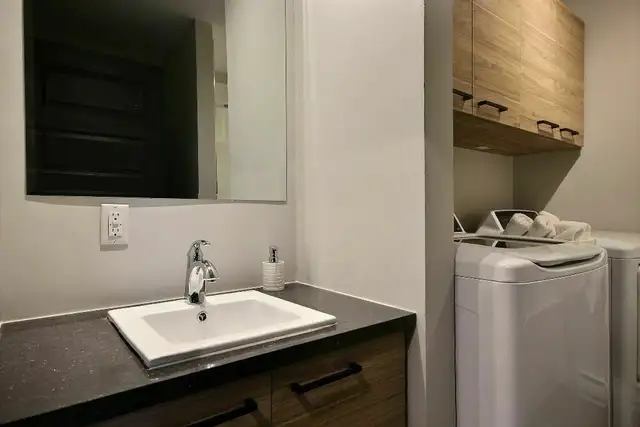 Superbe 4 1/2 Près Du Centre-Ville CLÉ EN MAIN - Photo 9