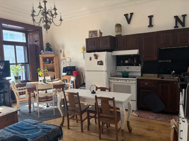 Superbe 4 1/2, Vieux-Québec Tout-inclus, JUIN