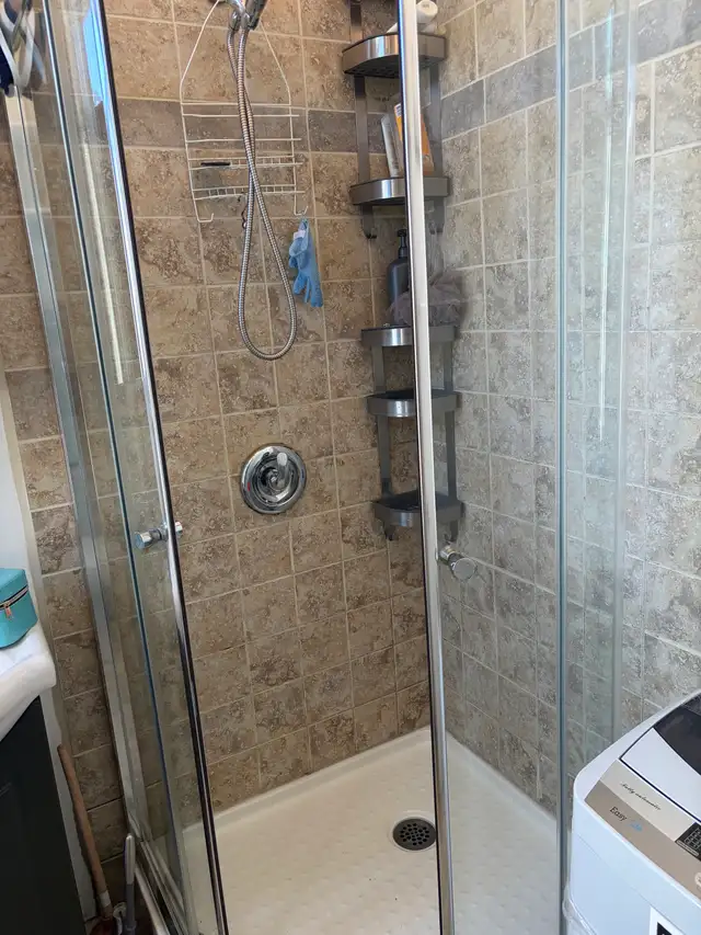 Superbe 4 1/2, Vieux-Québec Tout-inclus, JUIN - Photo 3